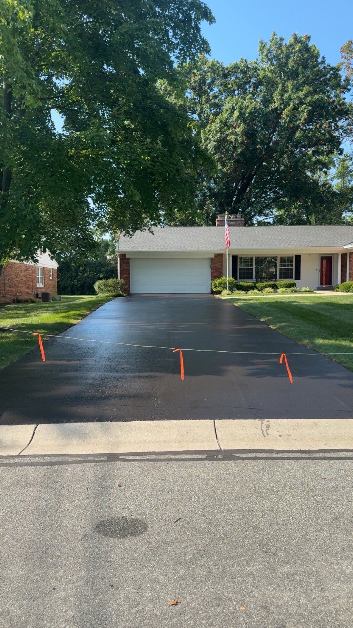 Driveway sealcoating project